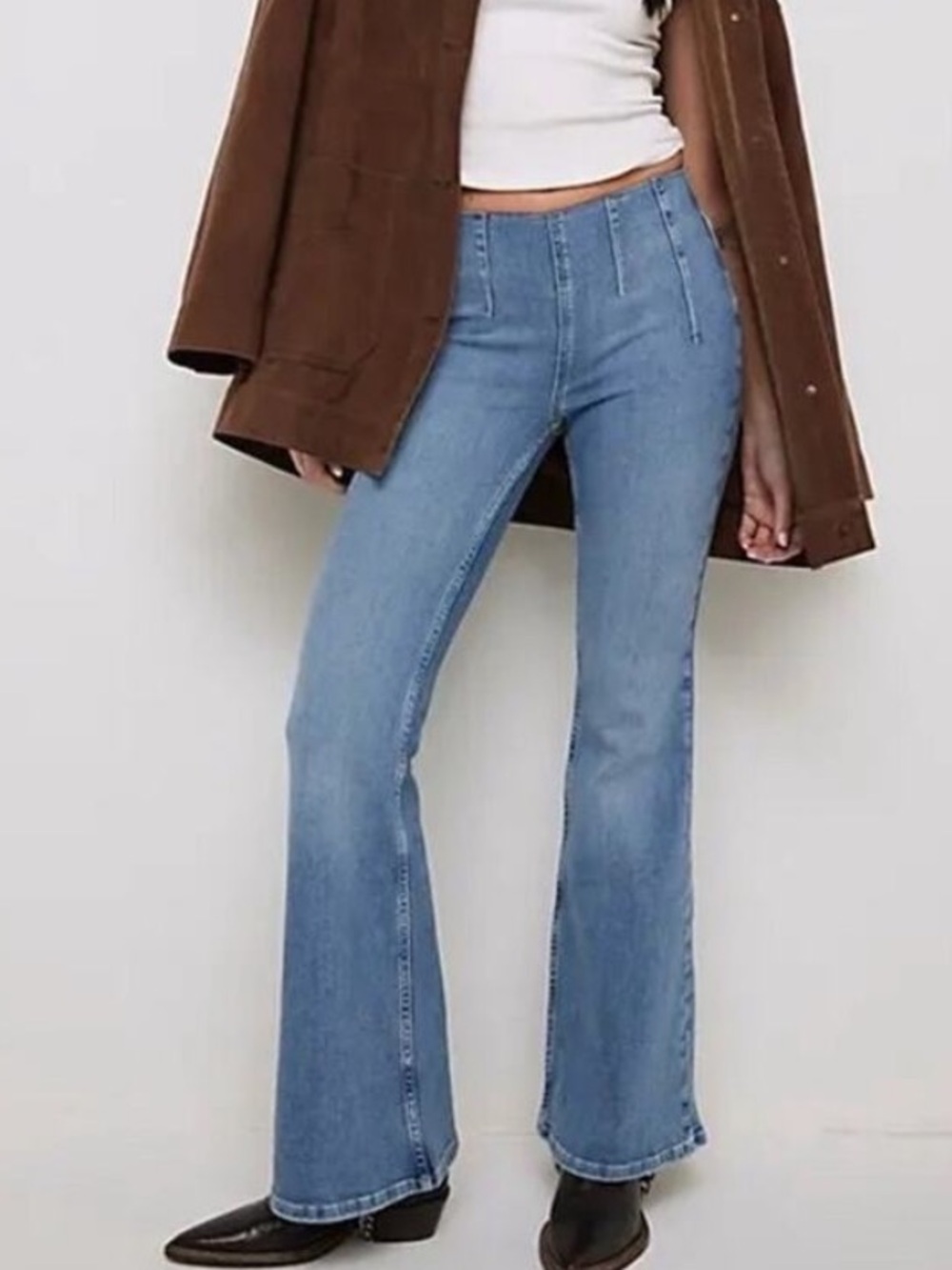 Free people we the free NWT Kiera high rise pull on stretch flare jeans sz 28